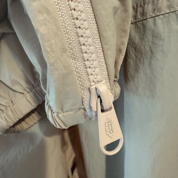 FP Movement Three Pointer Track Pants Sz Small - NWT - Picture 8 of 12